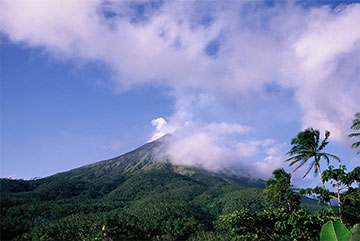 volcan   Karangetang, Indonésie